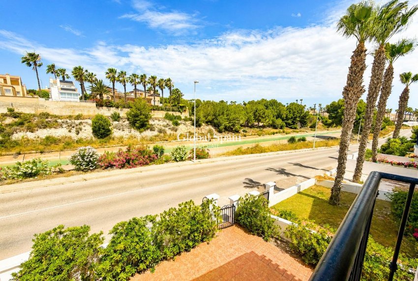 Wederverkoop - APPARTEMENT -
LOS DOLSES - Inland