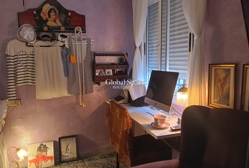 Wederverkoop - APPARTEMENT -
LOS MONTESINOS - Costa Blanca