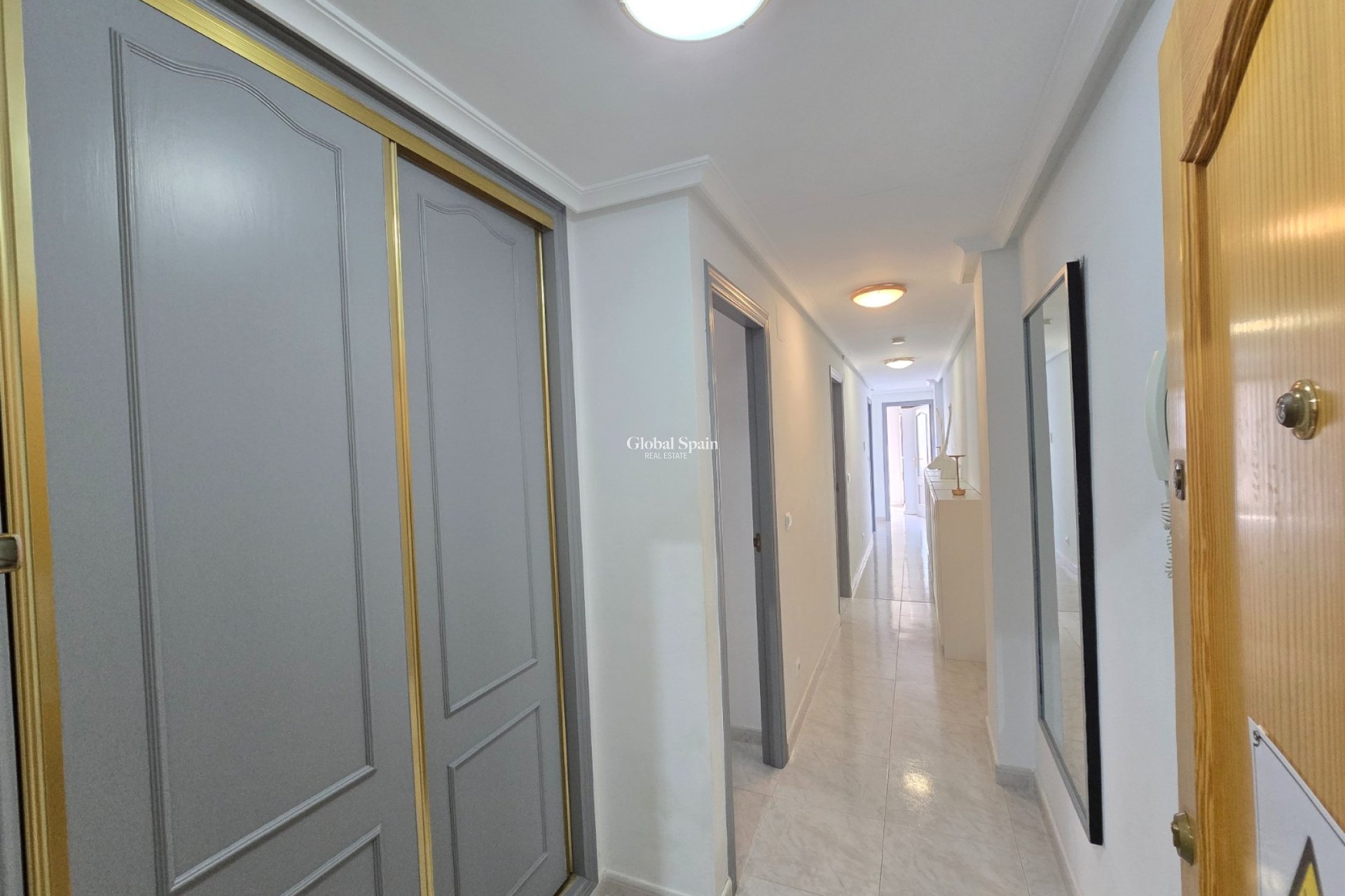 Wederverkoop - APPARTEMENT -
LOS MONTESINOS - Costa Blanca