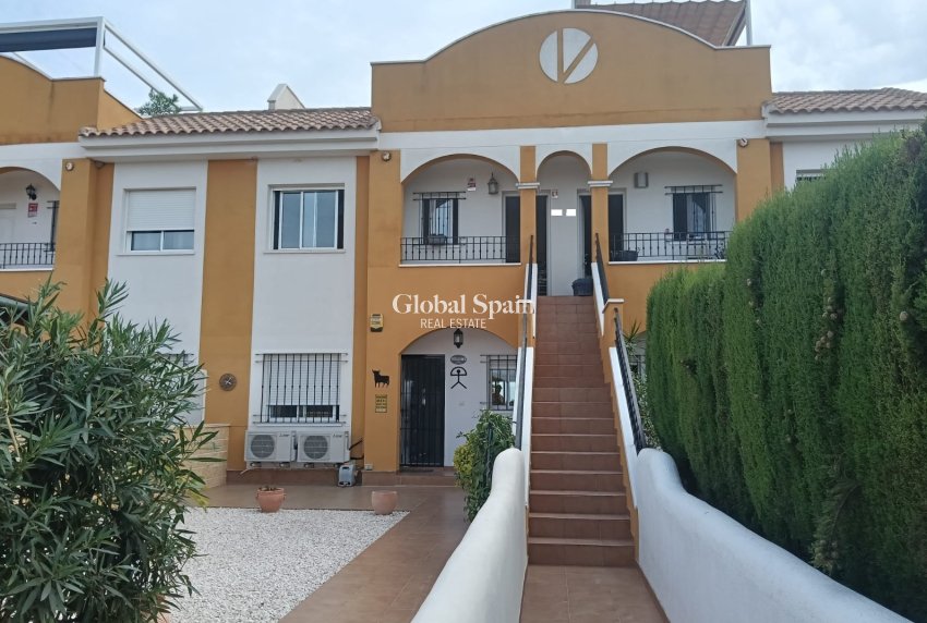 Wederverkoop - APPARTEMENT -
LOS MONTESINOS - Urbanizacion montesol