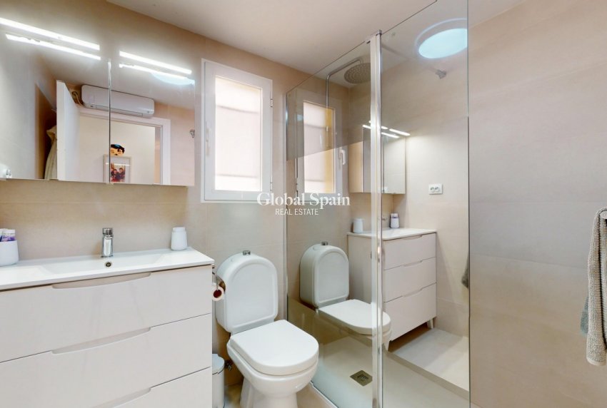 Wederverkoop - APPARTEMENT -
LOS NAREJOS - Costa Calida