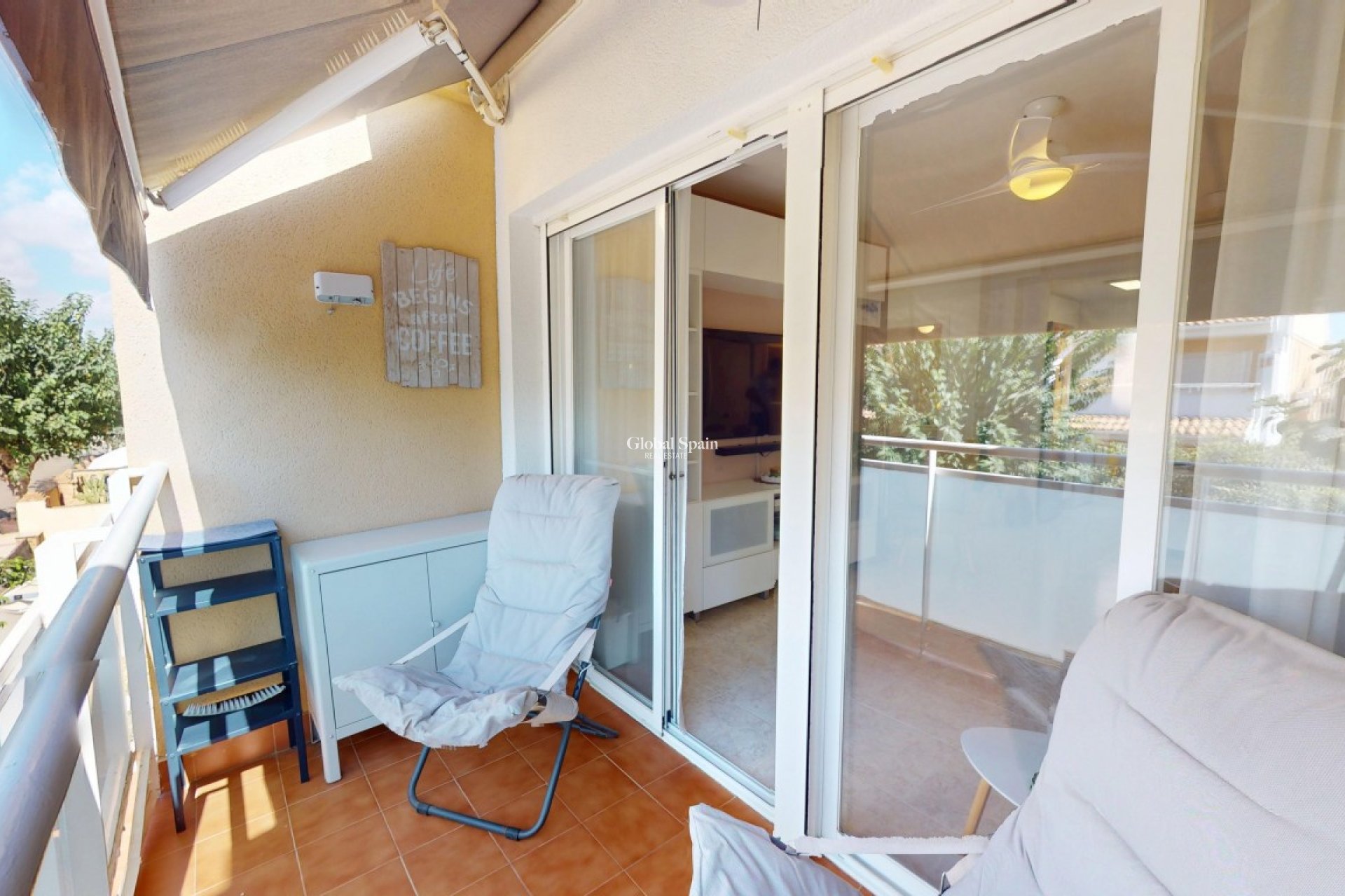 Wederverkoop - APPARTEMENT -
LOS NAREJOS - Costa Calida