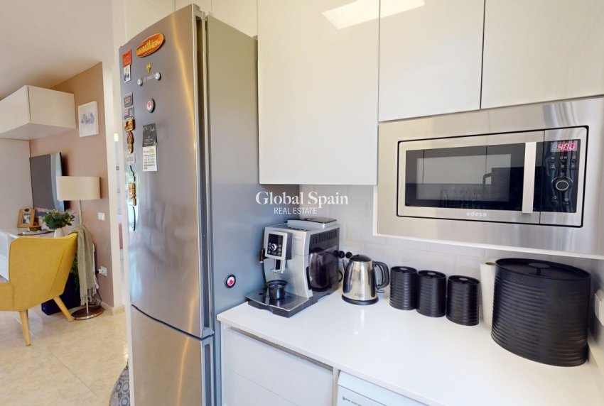 Wederverkoop - APPARTEMENT -
LOS NAREJOS - Costa Calida