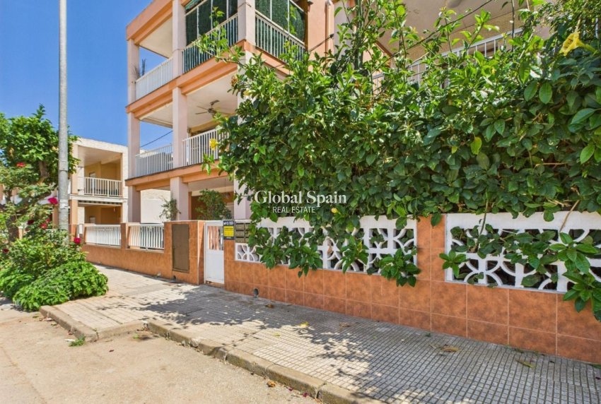 Wederverkoop - APPARTEMENT -
LOS URRUTIAS - Costa Calida