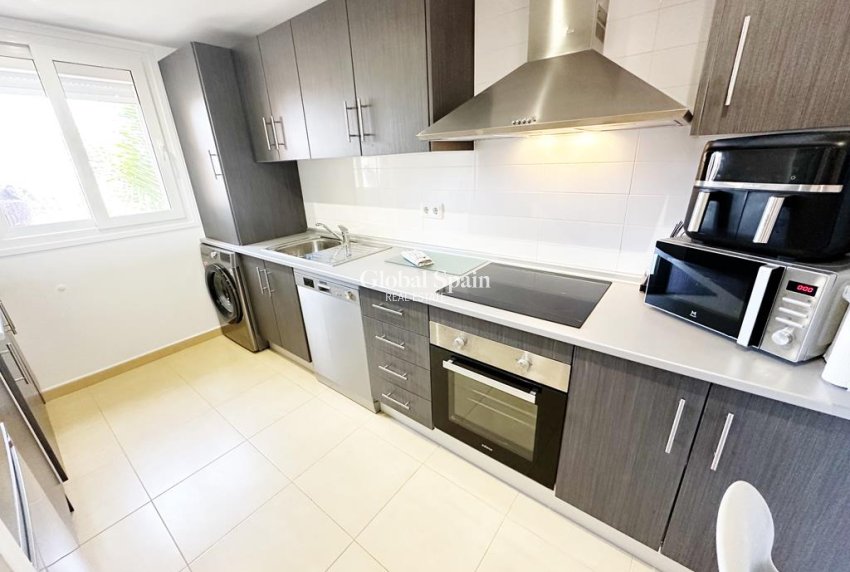 Wederverkoop - APPARTEMENT -
MAR MENOR GOLF RESORT - Inland