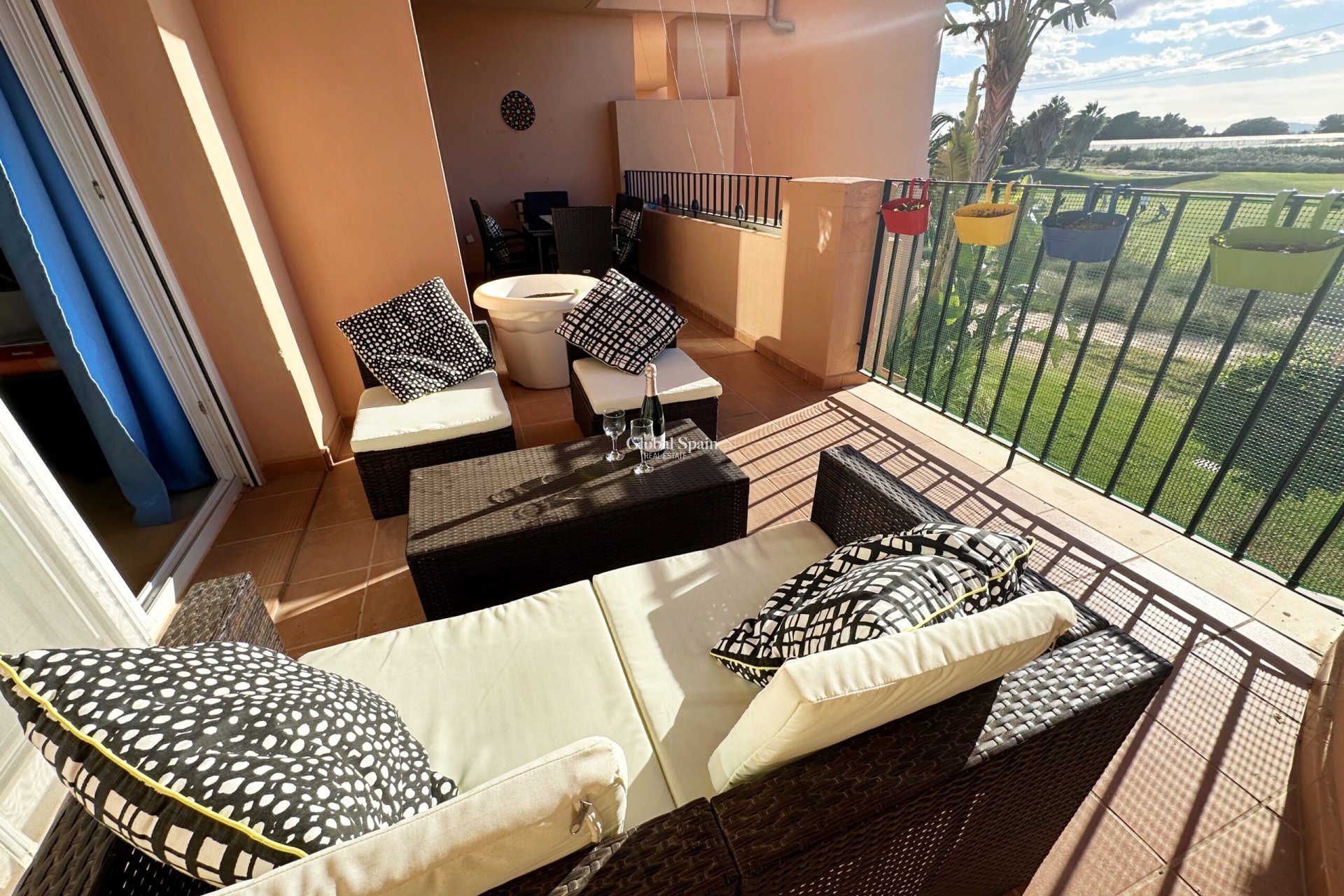 Wederverkoop - APPARTEMENT -
MAR MENOR GOLF RESORT - Inland
