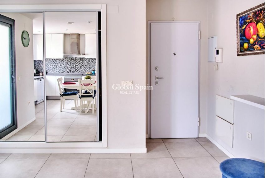 Wederverkoop - APPARTEMENT -
MIL PALMERAS  - Costa Blanca