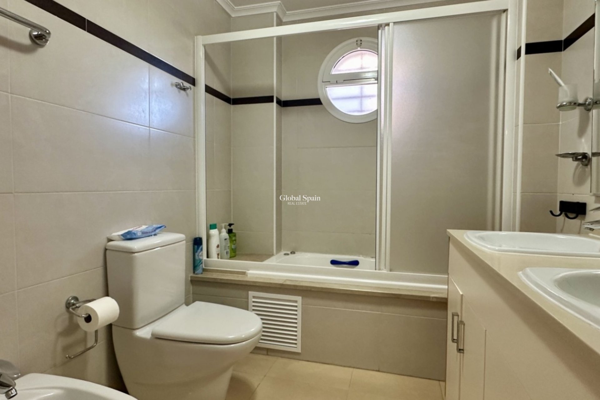 Wederverkoop - APPARTEMENT -
MIL PALMERAS  - Costa Blanca