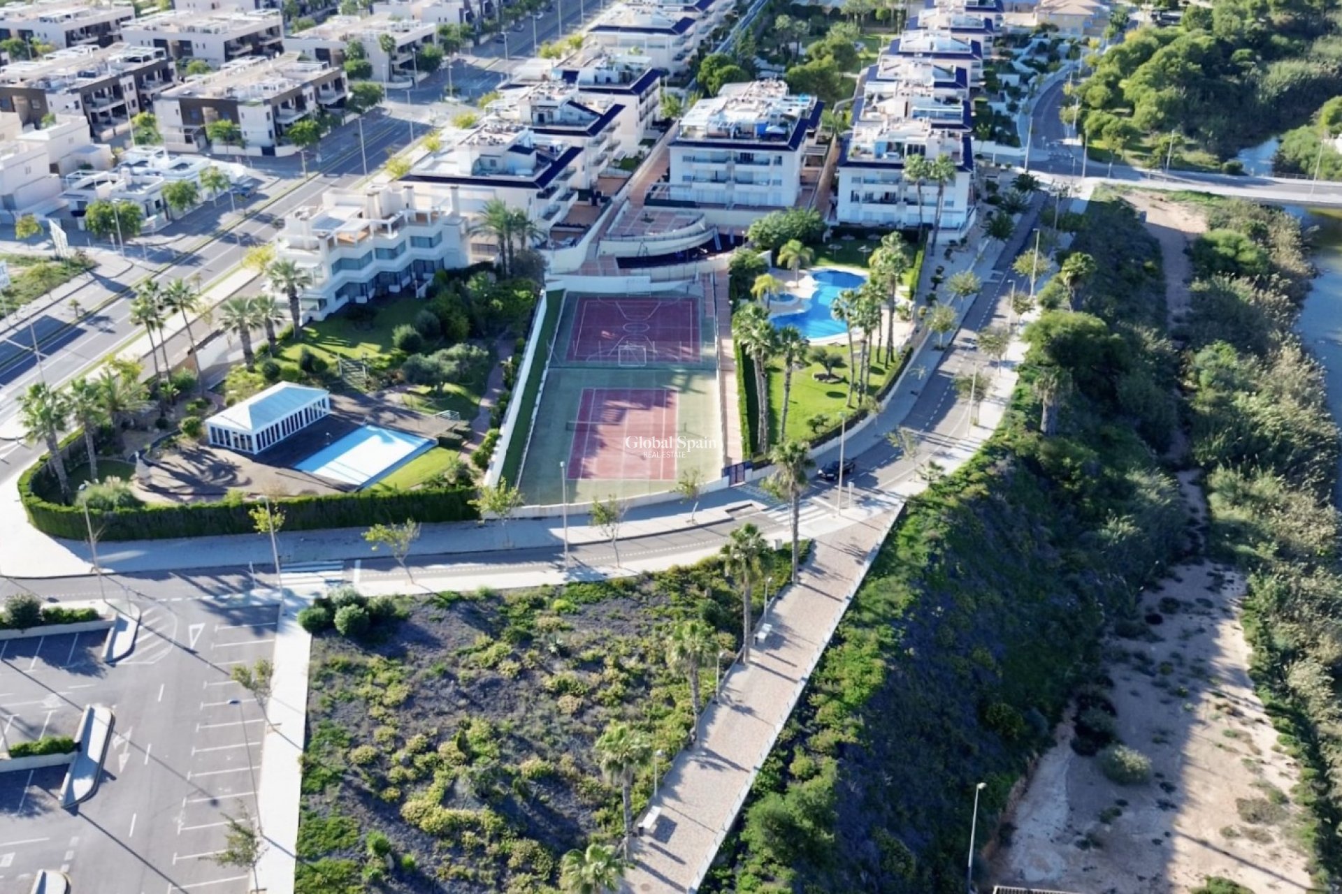 Wederverkoop - APPARTEMENT -
MIL PALMERAS  - Costa Blanca