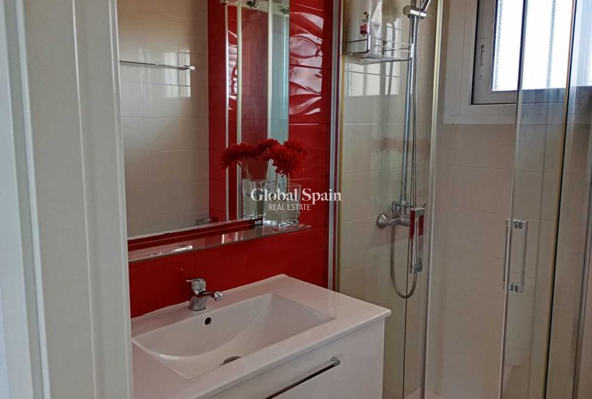 Wederverkoop - APPARTEMENT -
MIL PALMERAS  - Costa Blanca