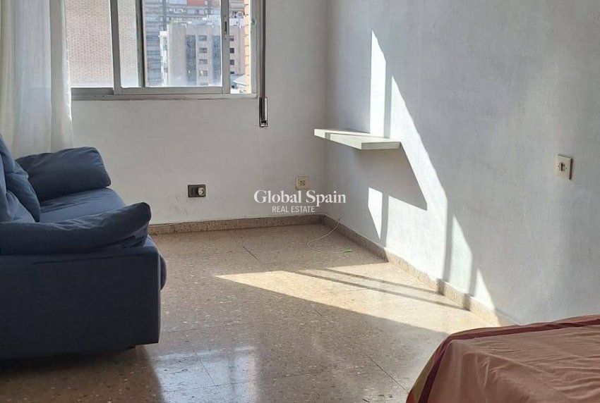 Wederverkoop - APPARTEMENT -
MURCIA - Centro