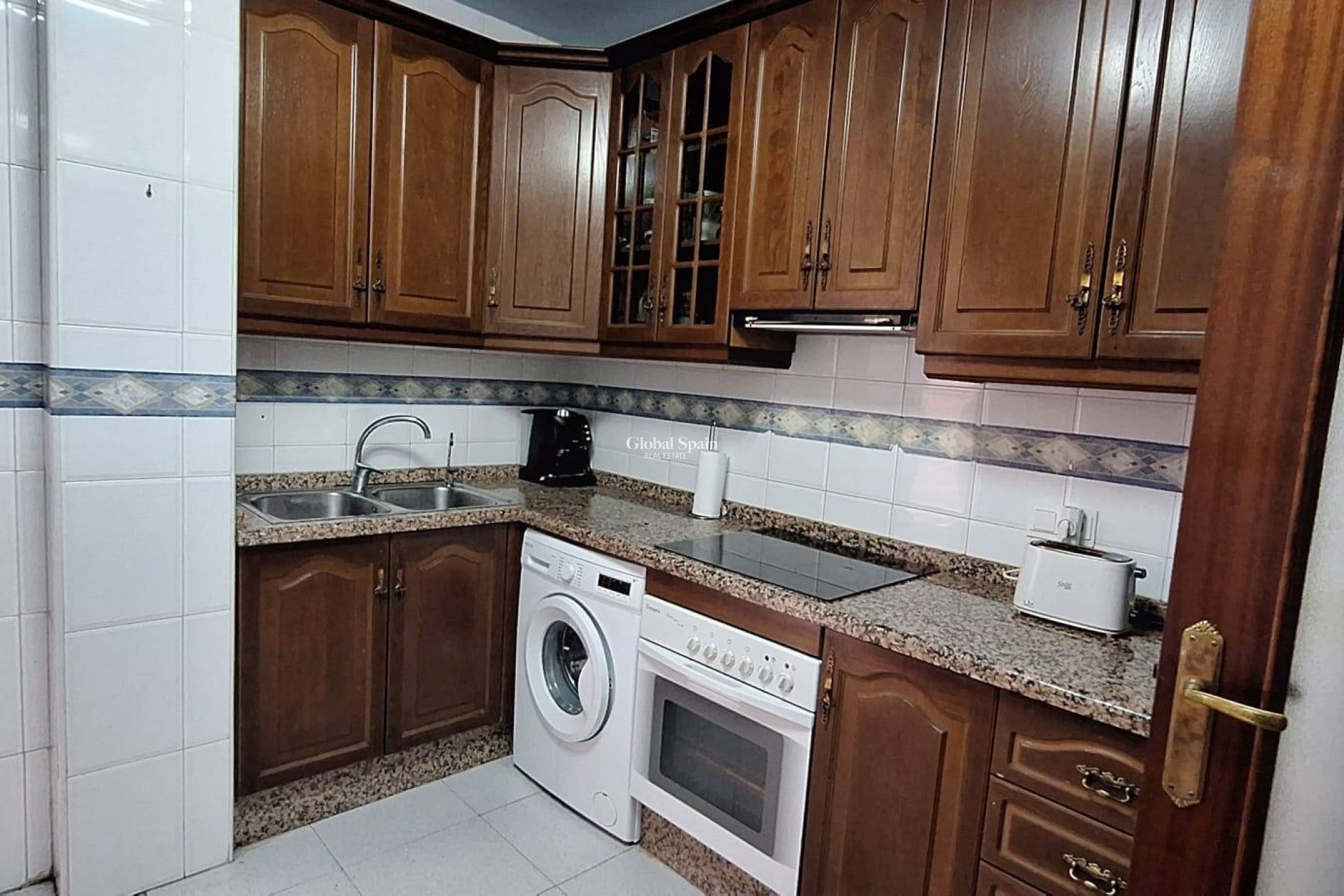 Wederverkoop - APPARTEMENT -
MURCIA - San Benito-patiño