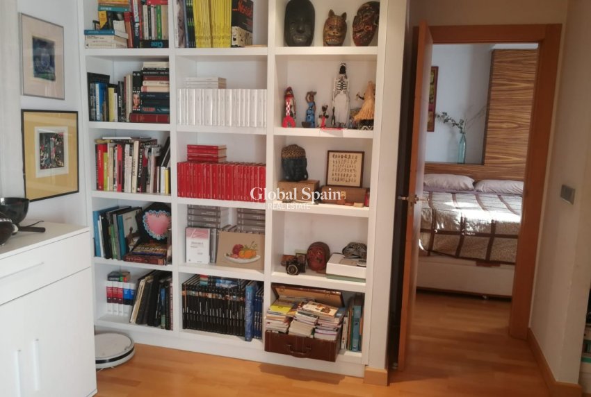 Wederverkoop - APPARTEMENT -
MURCIA