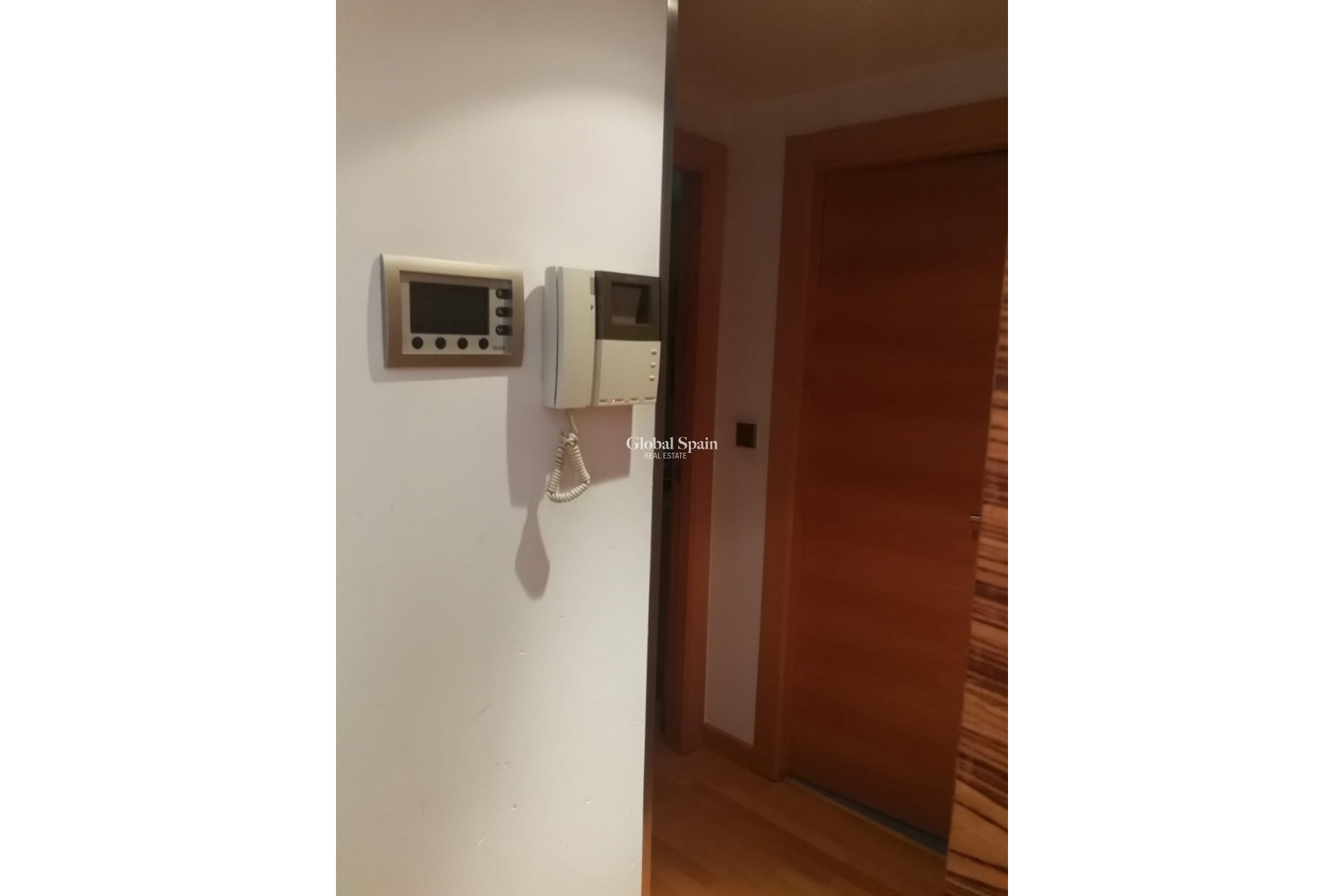 Wederverkoop - APPARTEMENT -
MURCIA