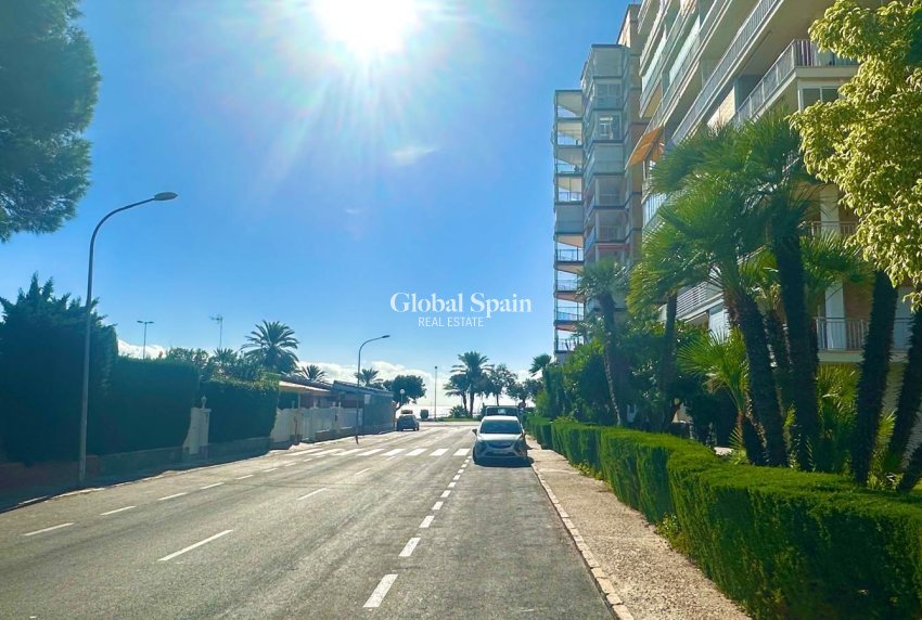 Wederverkoop - APPARTEMENT -
ORIHUELA COSTA - Altos de campoamor