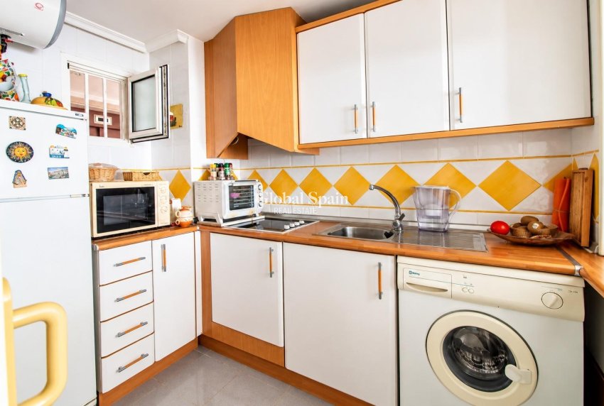 Wederverkoop - APPARTEMENT -
ORIHUELA COSTA - Altos de Campoamor