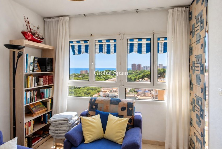 Wederverkoop - APPARTEMENT -
ORIHUELA COSTA - Altos de Campoamor
