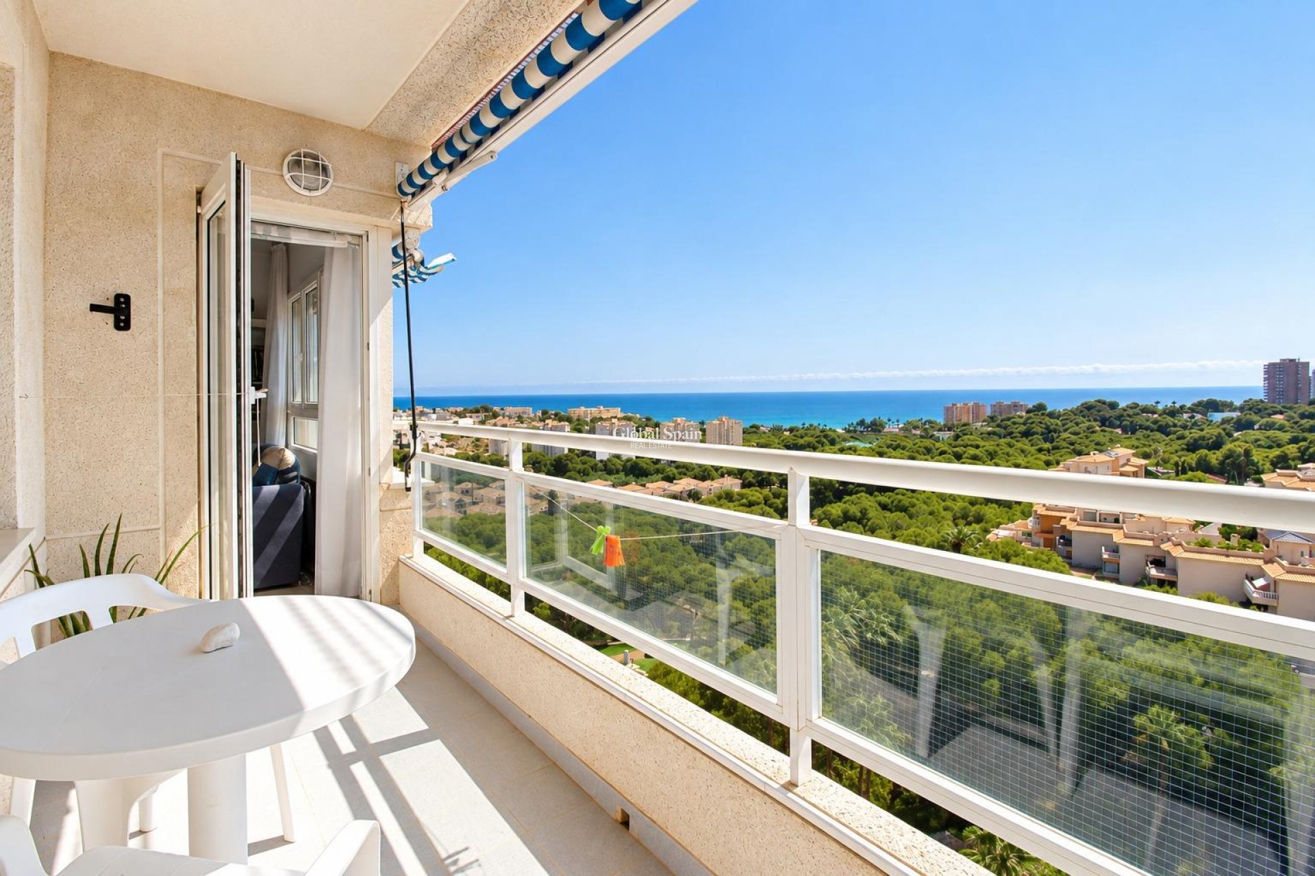 Wederverkoop - APPARTEMENT -
ORIHUELA COSTA - Altos de Campoamor