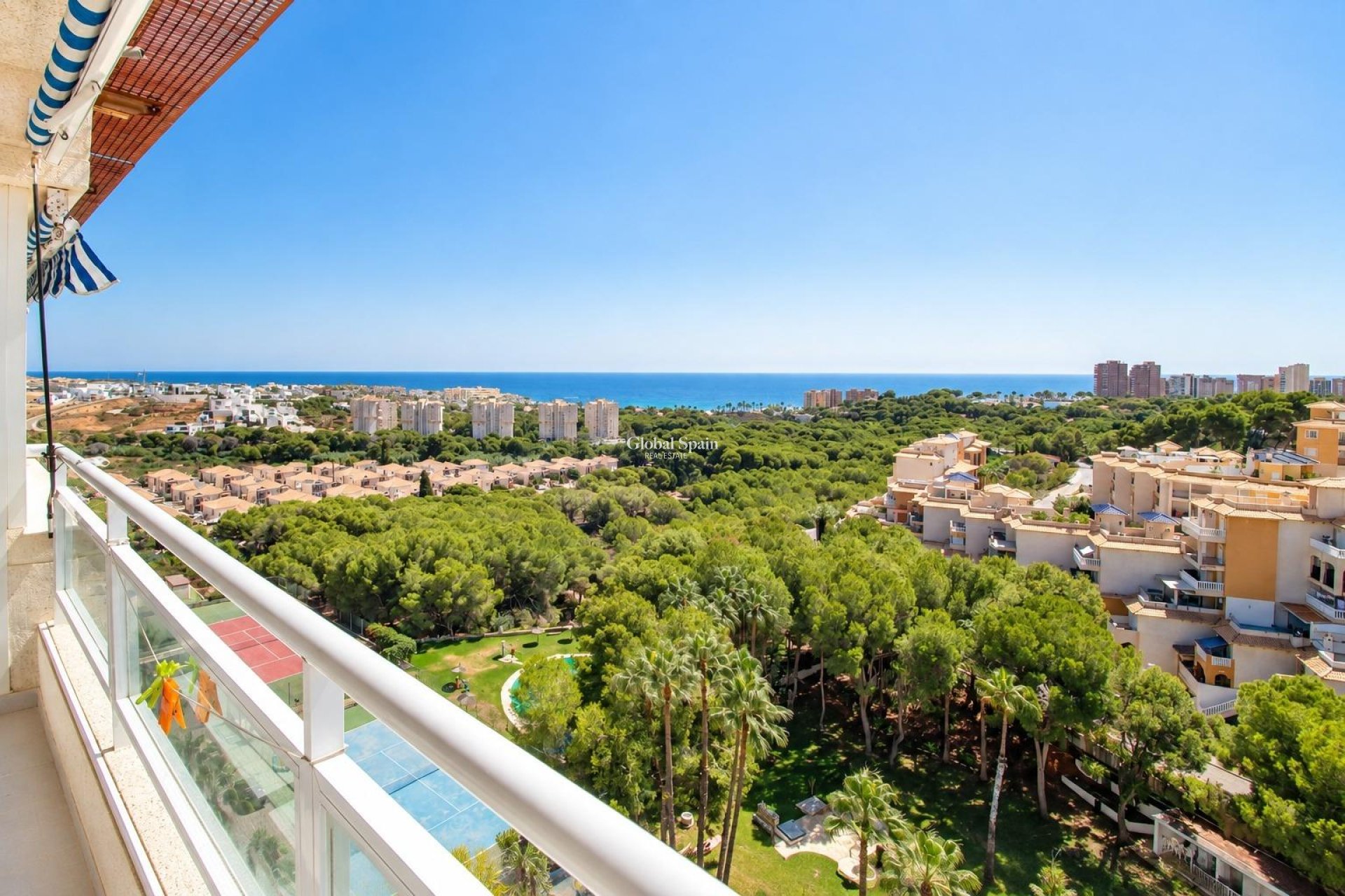 Wederverkoop - APPARTEMENT -
ORIHUELA COSTA - Altos de Campoamor