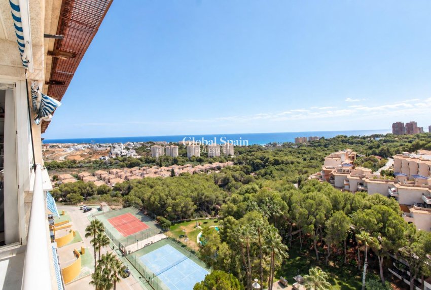 Wederverkoop - APPARTEMENT -
ORIHUELA COSTA - Altos de Campoamor