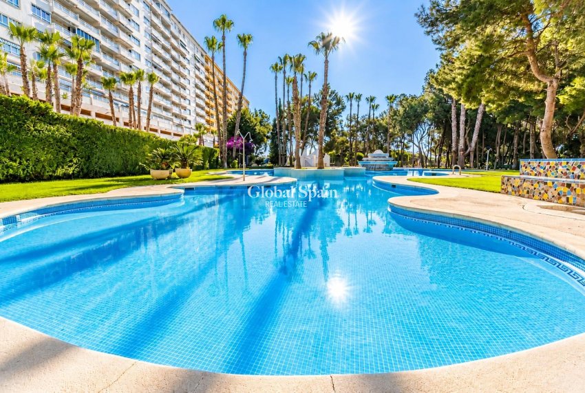 Wederverkoop - APPARTEMENT -
ORIHUELA COSTA - Altos de Campoamor
