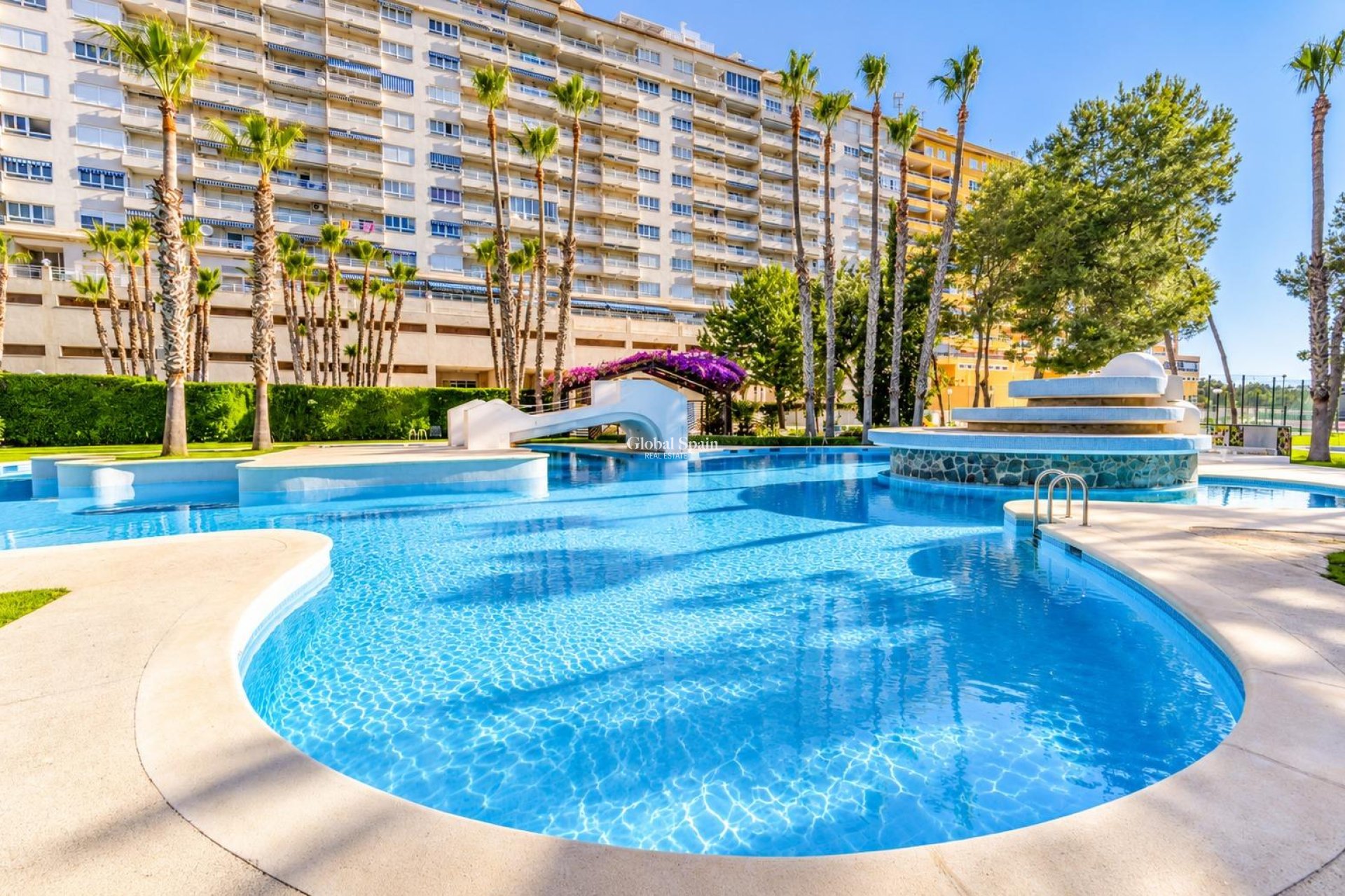 Wederverkoop - APPARTEMENT -
ORIHUELA COSTA - Altos de Campoamor