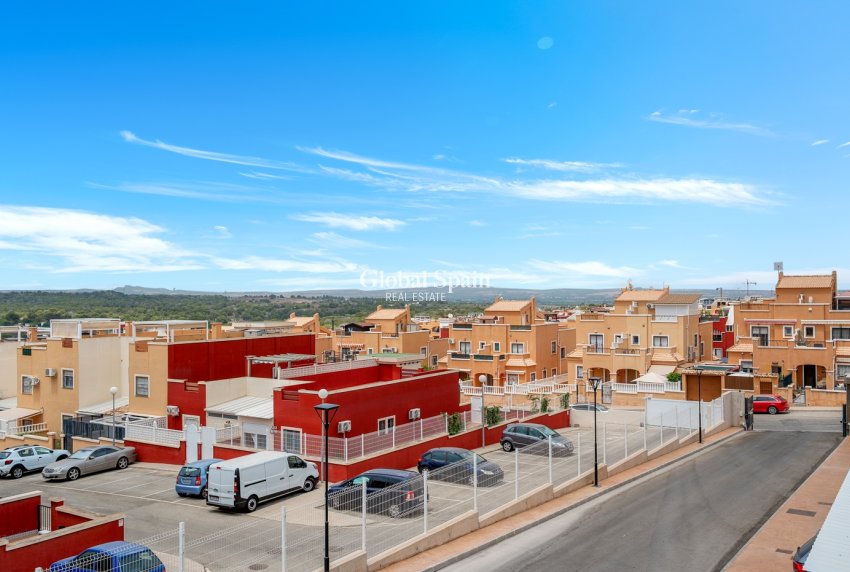 Wederverkoop - APPARTEMENT -
ORIHUELA - Costa Blanca South