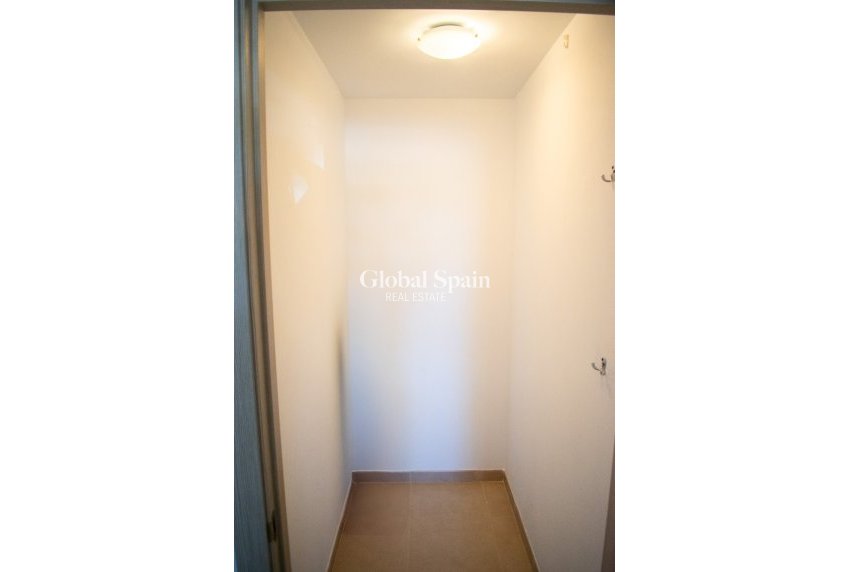 Wederverkoop - APPARTEMENT -
ORIHUELA COSTA - CABO ROIG