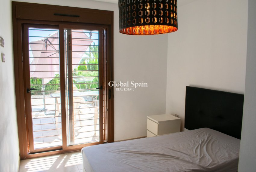 Wederverkoop - APPARTEMENT -
ORIHUELA COSTA - CABO ROIG