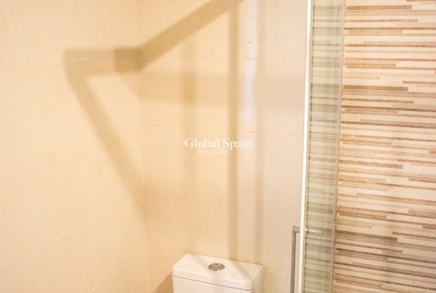 Wederverkoop - APPARTEMENT -
ORIHUELA COSTA - CABO ROIG