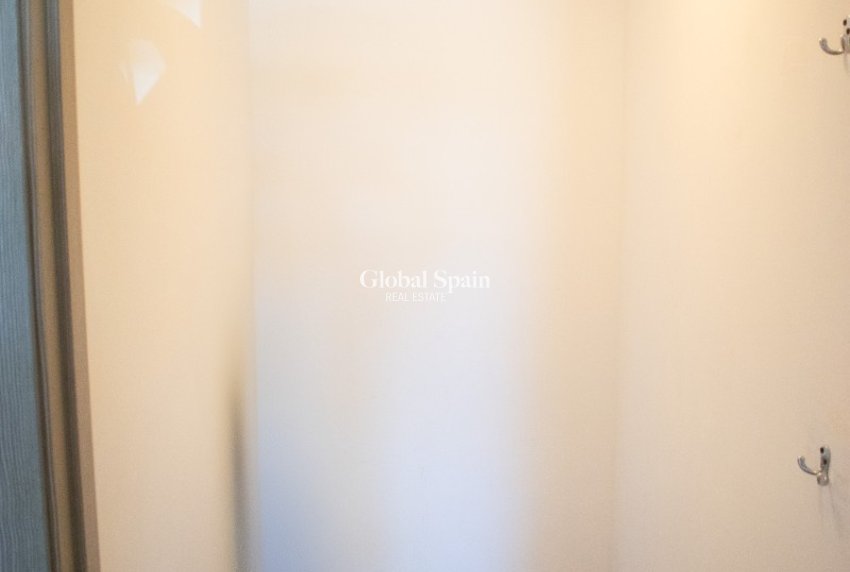 Wederverkoop - APPARTEMENT -
ORIHUELA COSTA - CABO ROIG