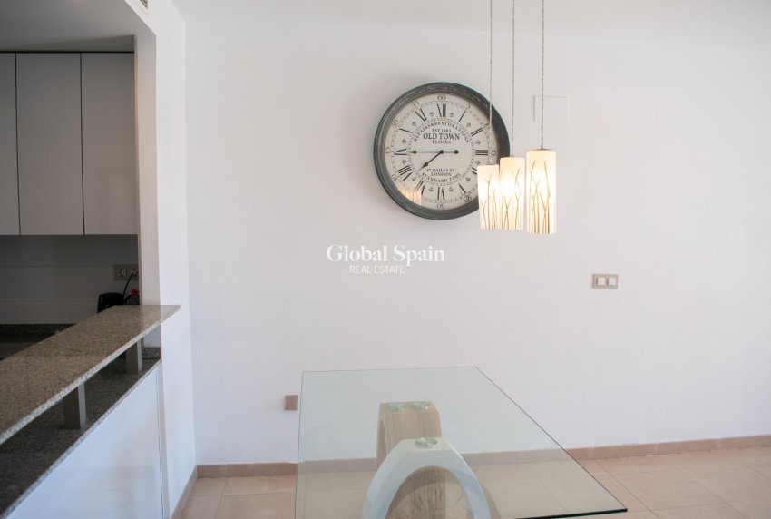 Wederverkoop - APPARTEMENT -
ORIHUELA COSTA - CABO ROIG