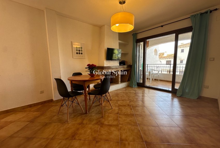 Wederverkoop - APPARTEMENT -
ORIHUELA COSTA - CABO ROIG