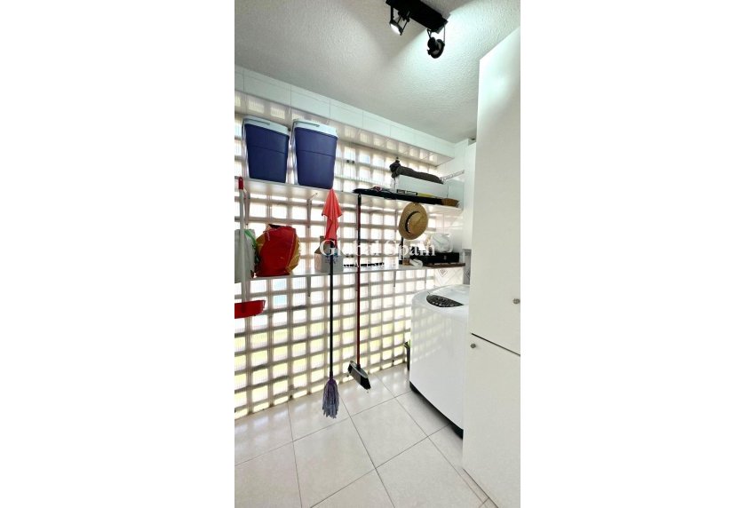 Wederverkoop - APPARTEMENT -
ORIHUELA COSTA - CAMPOAMOR