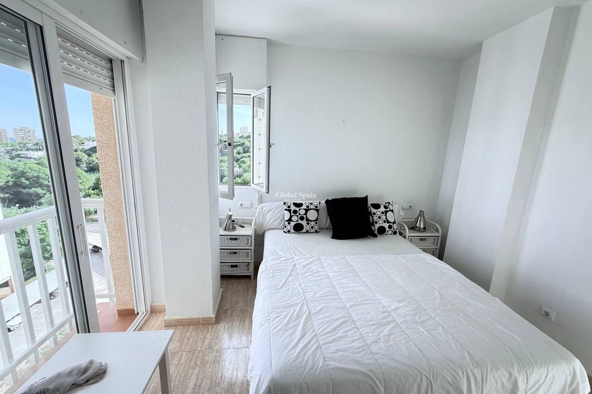 Wederverkoop - APPARTEMENT -
ORIHUELA COSTA - CAMPOAMOR