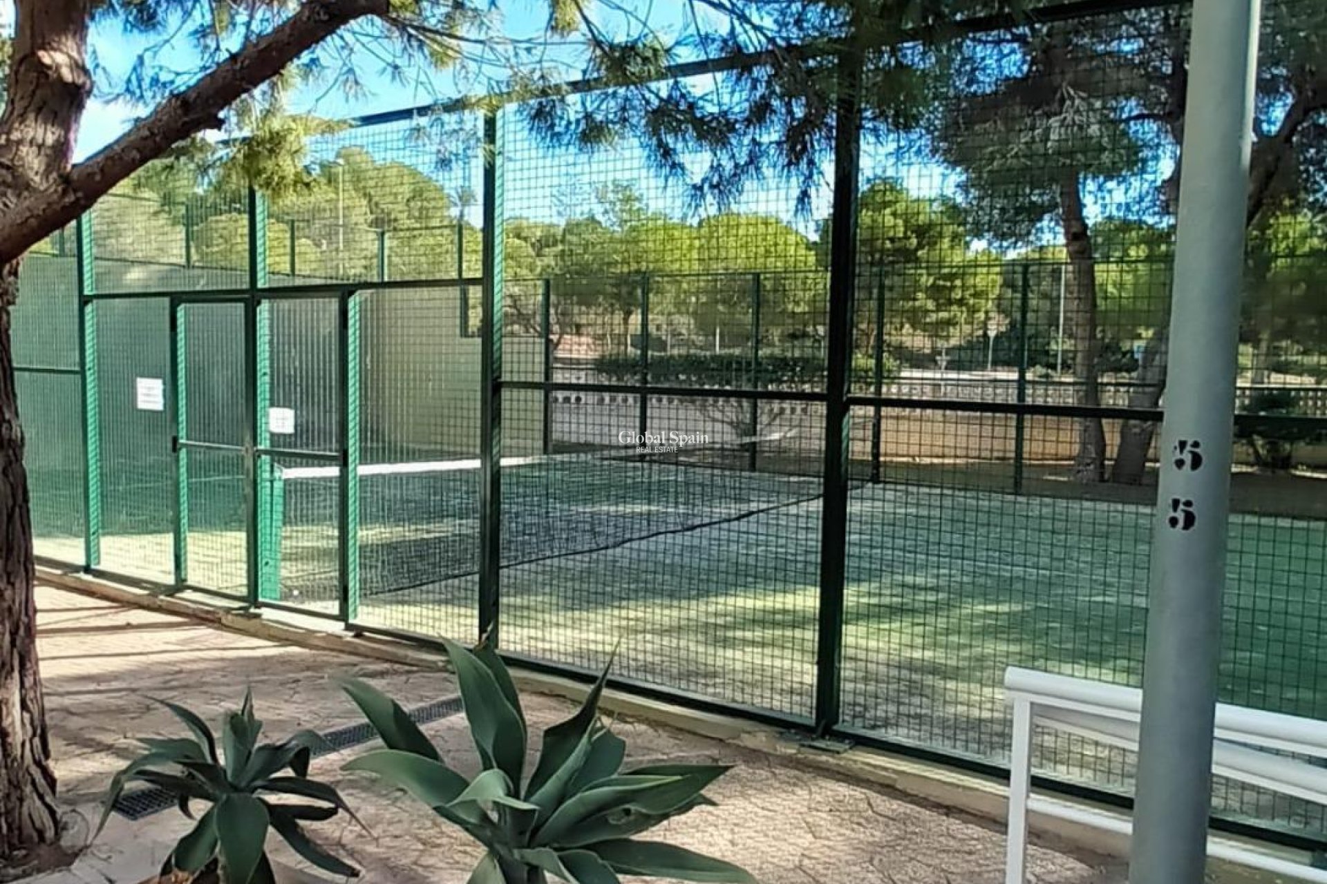 Wederverkoop - APPARTEMENT -
ORIHUELA COSTA - CAMPOAMOR