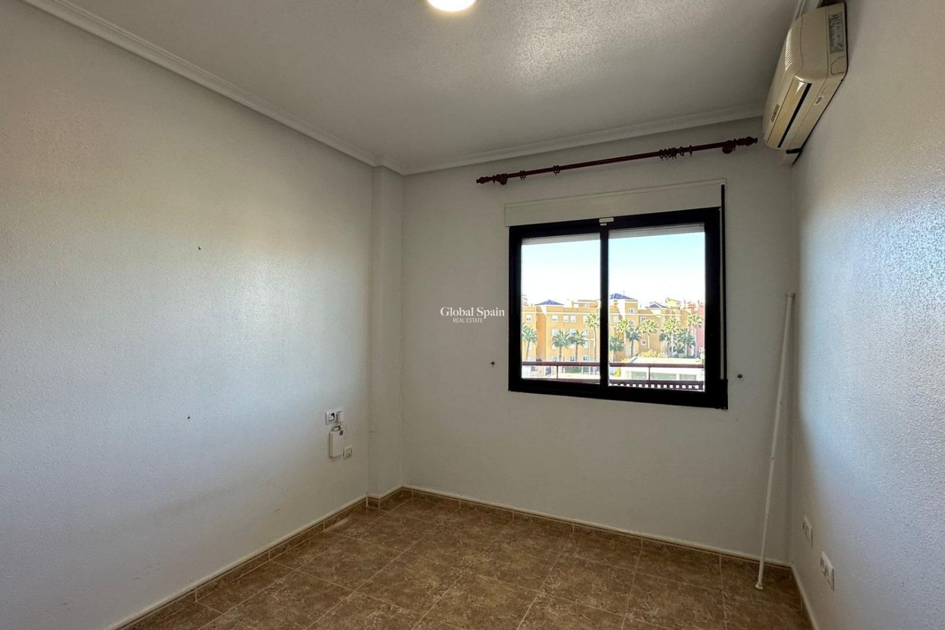 Wederverkoop - APPARTEMENT -
ORIHUELA COSTA - CAMPOAMOR