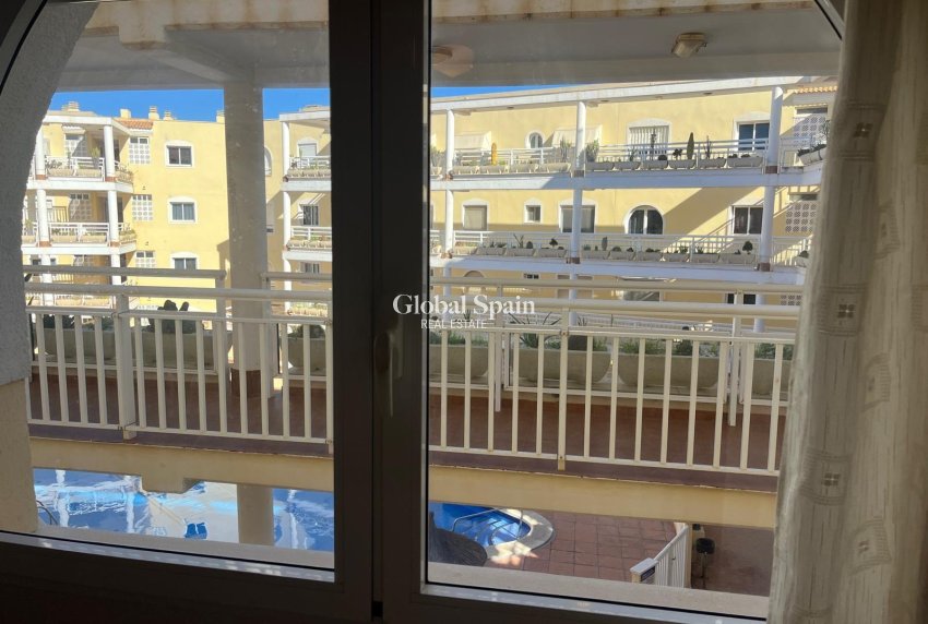 Wederverkoop - APPARTEMENT -
ORIHUELA COSTA - CAMPOAMOR