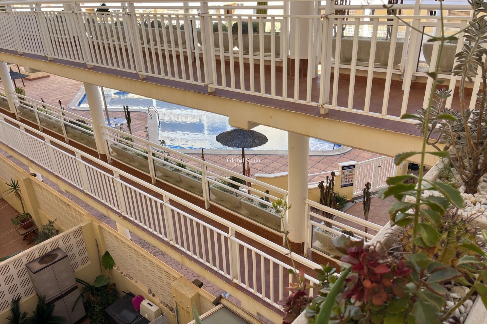 Wederverkoop - APPARTEMENT -
ORIHUELA COSTA - CAMPOAMOR