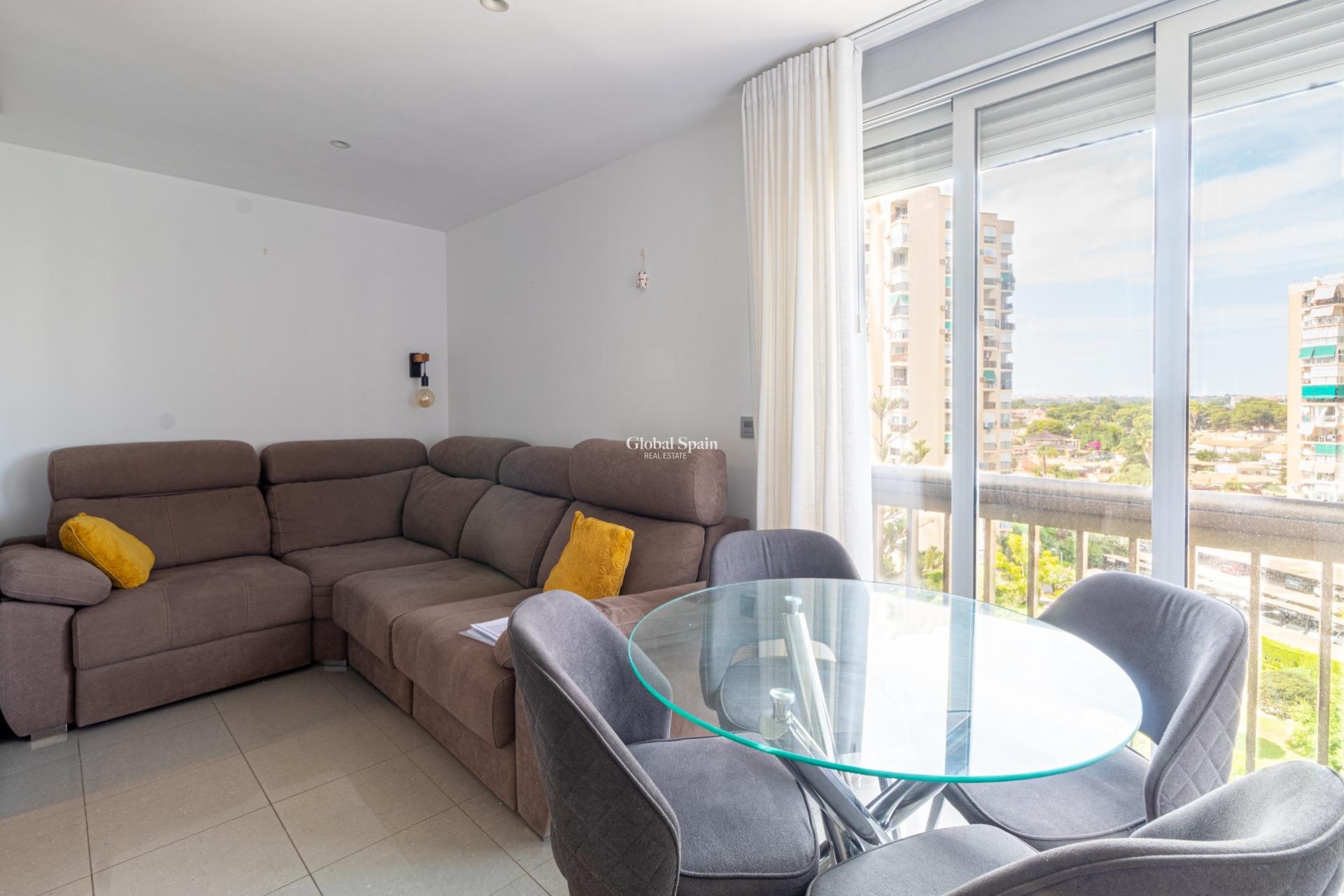 Wederverkoop - APPARTEMENT -
ORIHUELA COSTA - CAMPOAMOR