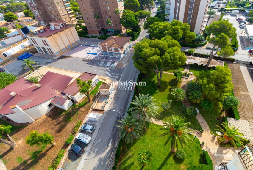 Wederverkoop - APPARTEMENT -
ORIHUELA COSTA - CAMPOAMOR
