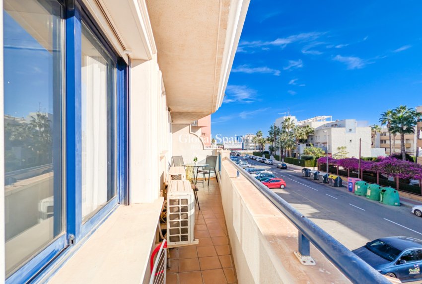 Wederverkoop - APPARTEMENT -
ORIHUELA COSTA - Costa Blanca