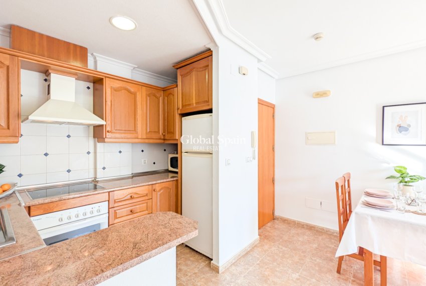 Wederverkoop - APPARTEMENT -
ORIHUELA COSTA - Costa Blanca