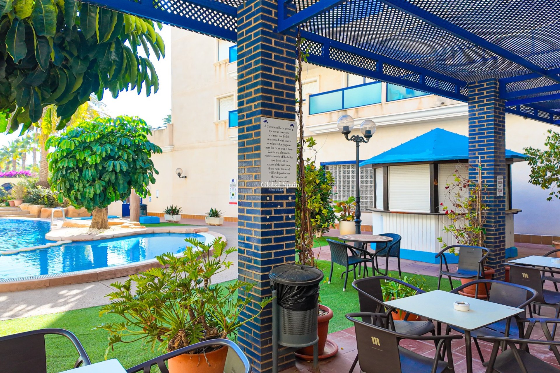 Wederverkoop - APPARTEMENT -
ORIHUELA COSTA - Costa Blanca