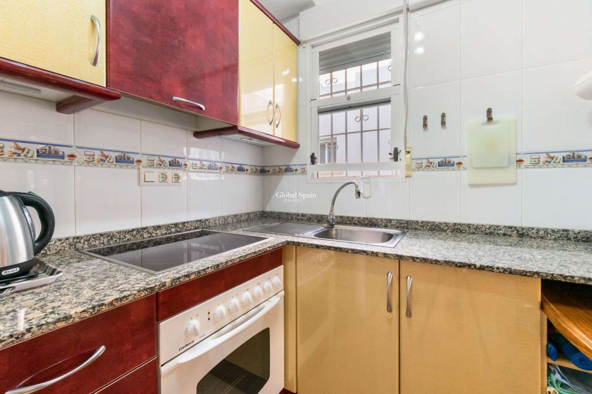 Wederverkoop - APPARTEMENT -
ORIHUELA COSTA - Costa Blanca