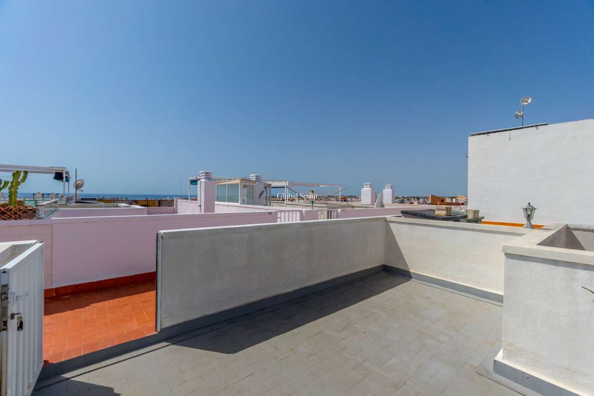 Wederverkoop - APPARTEMENT -
ORIHUELA COSTA - Costa Blanca