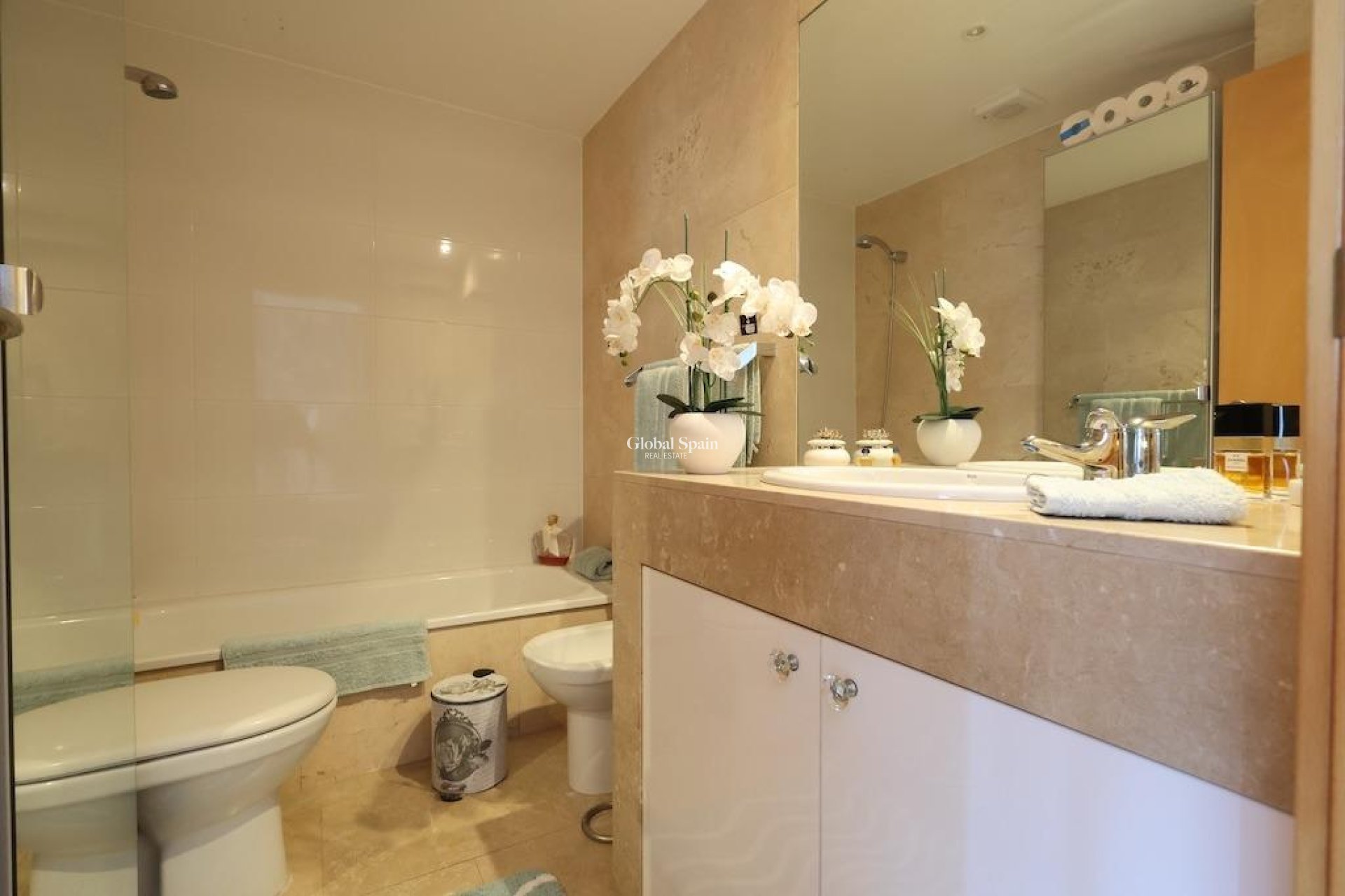 Wederverkoop - APPARTEMENT -
ORIHUELA COSTA - Costa Blanca