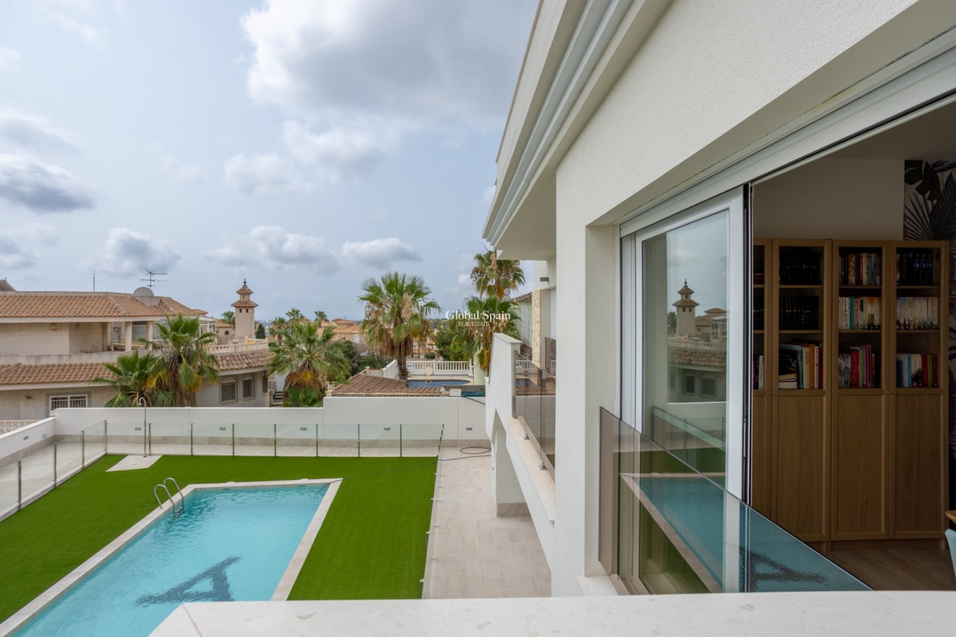 Wederverkoop - APPARTEMENT -
ORIHUELA COSTA - Costa Blanca