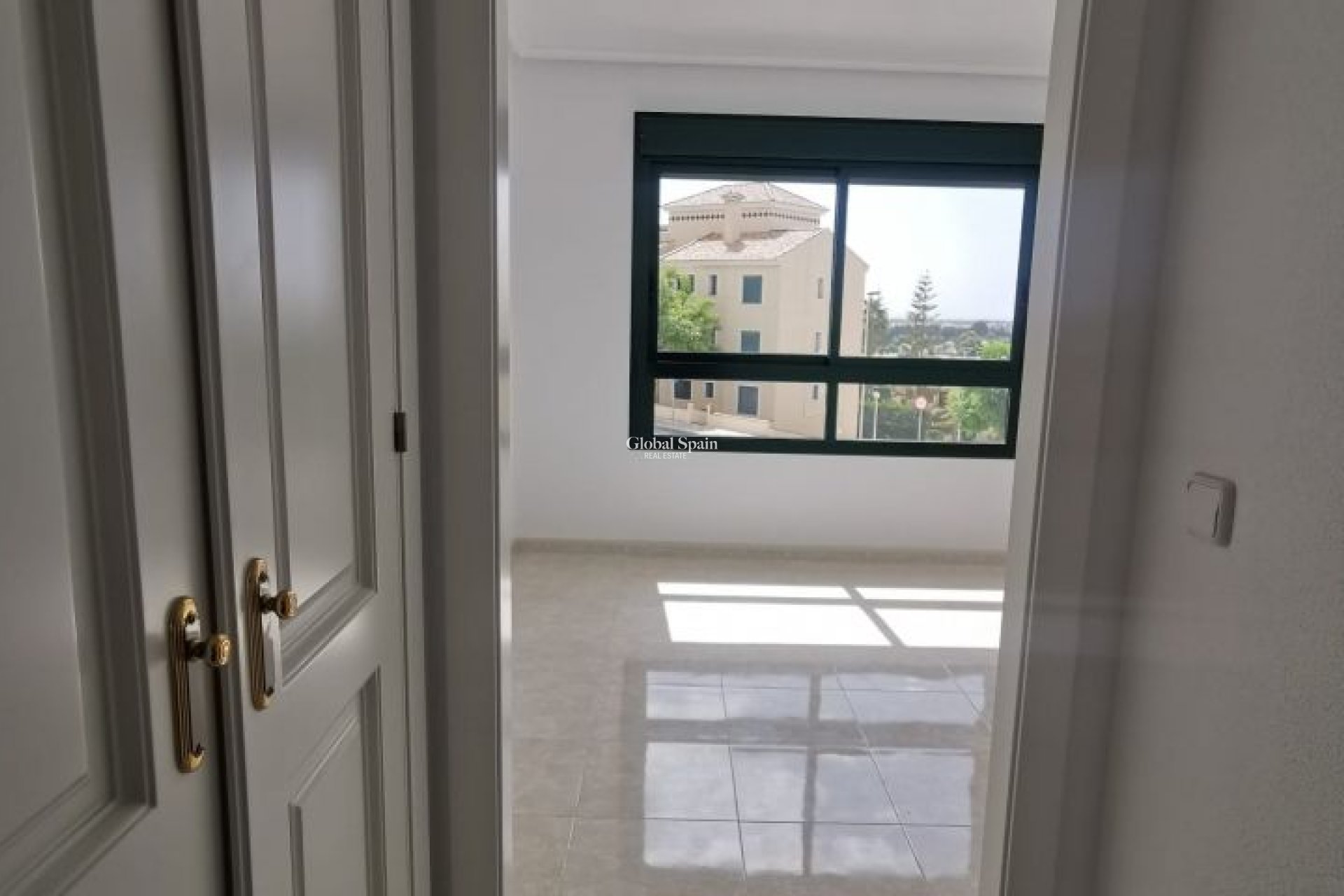 Wederverkoop - APPARTEMENT -
ORIHUELA COSTA - Costa Blanca
