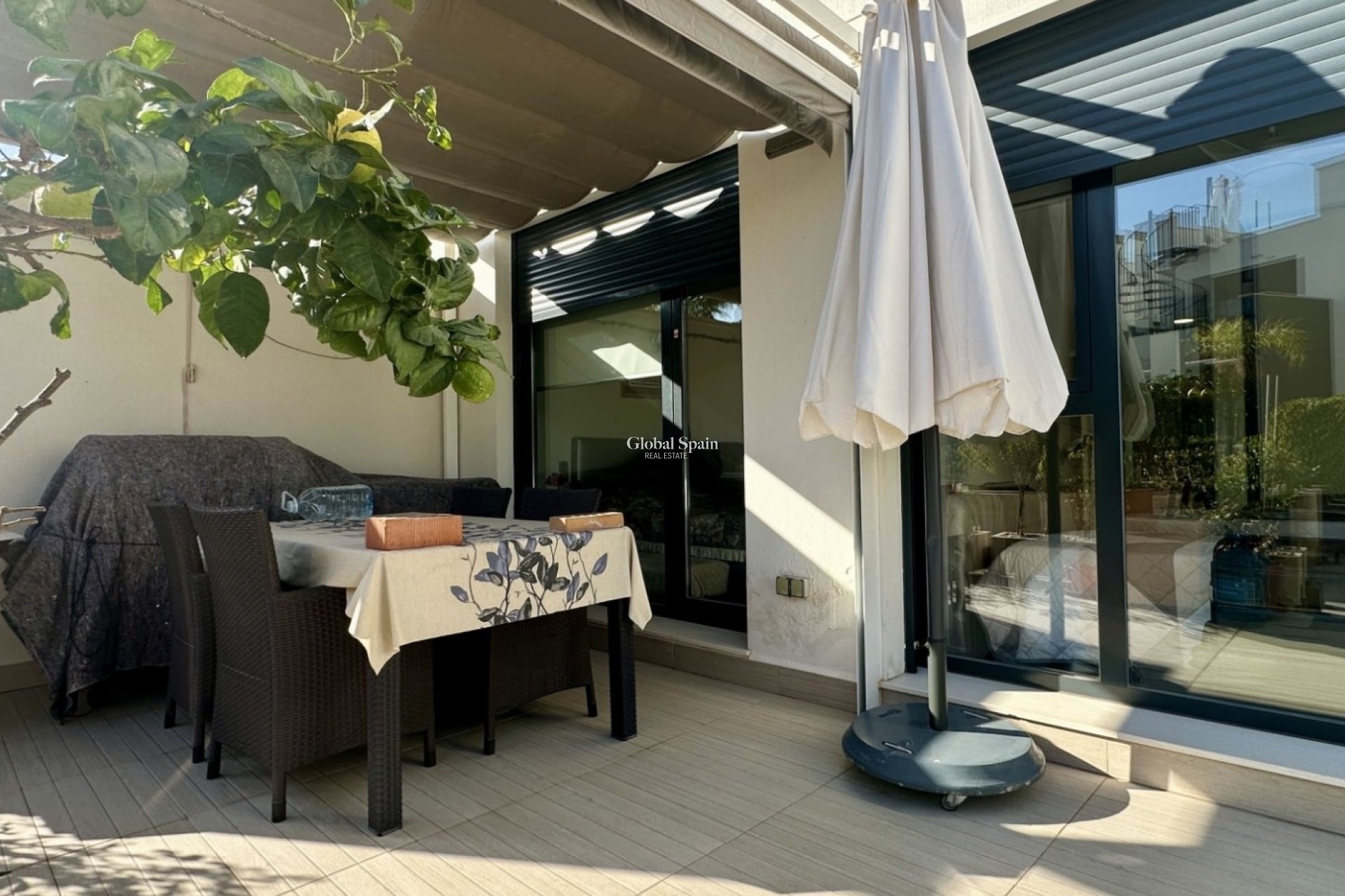 Wederverkoop - APPARTEMENT -
ORIHUELA COSTA - Costa Blanca